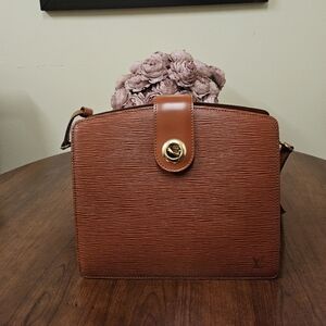 Elegant Brown Leather Women's Bag